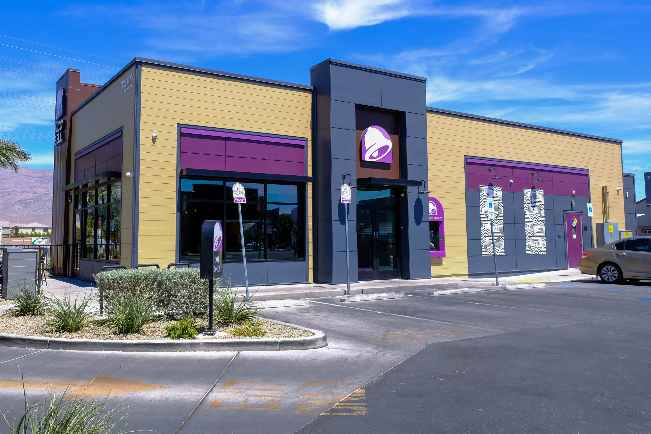 Taco Bell - 7950 N Decatur